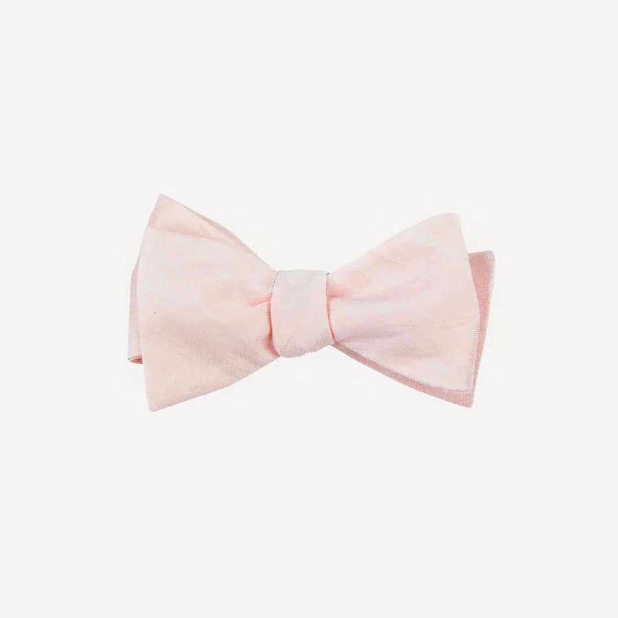 Linen Row Bow Tie